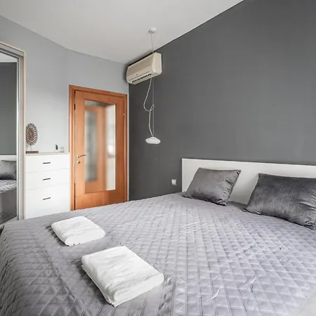 Urban Jungle Oasis King With Free Parking Apartment Budapest Exterior photo