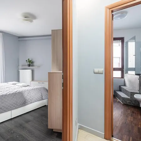 Urban Jungle Oasis King With Free Parking Apartment Budapest Exterior photo